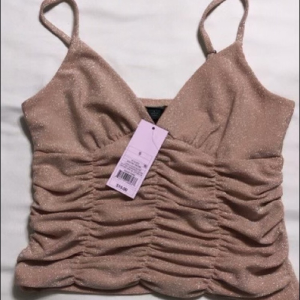 Wild fable top